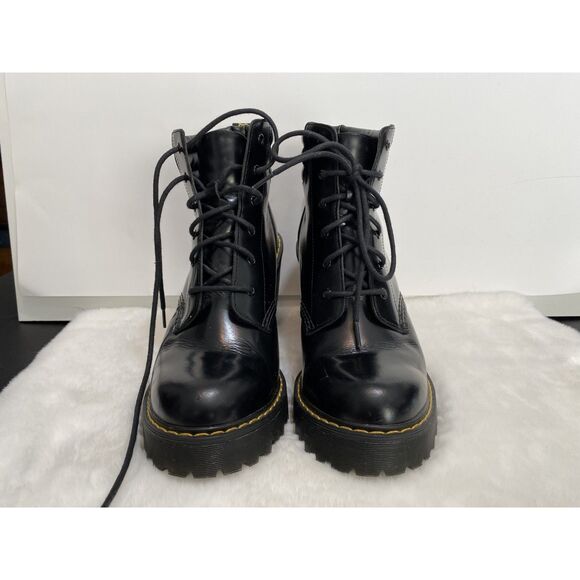 Doc Marten’s Black Smooth Leather High Healed Persephone Size 9 Pre-Owned EUC - Picture 2 of 9